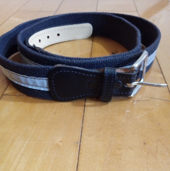 Navy blue canvas belt with silver reflective stripe and leather detail size 42XL - Picture 1 of 6